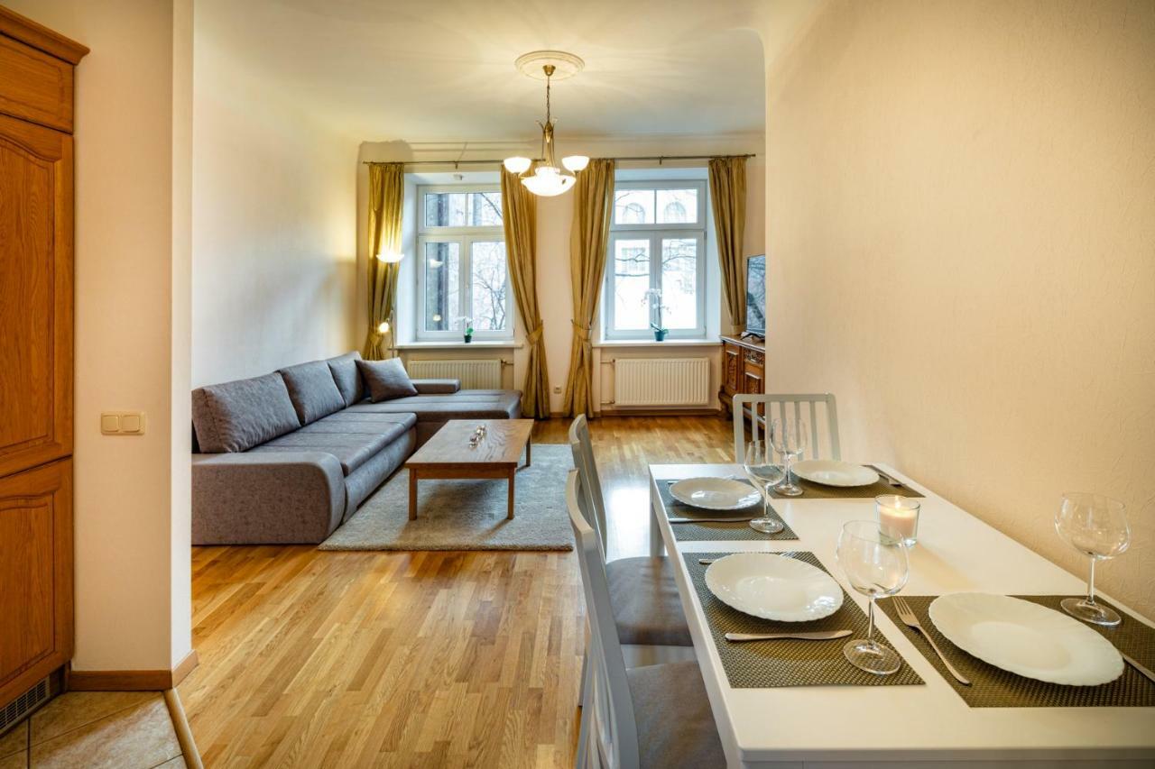 Dzirnavu Street Apartment In City Center รีกา ภายนอก รูปภาพ